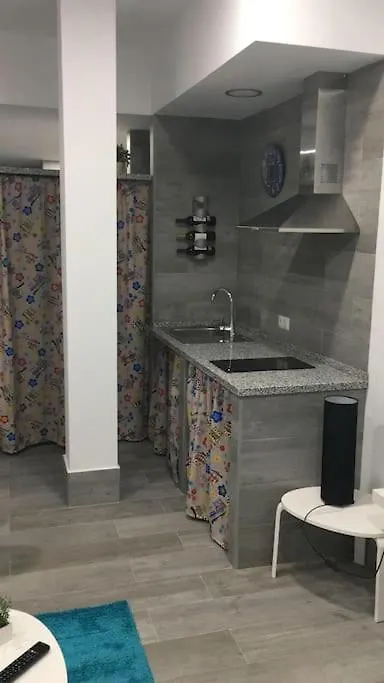 Apartamento B, A 3 Minutos De La Estacion Central De Bus Y Tren Malaga